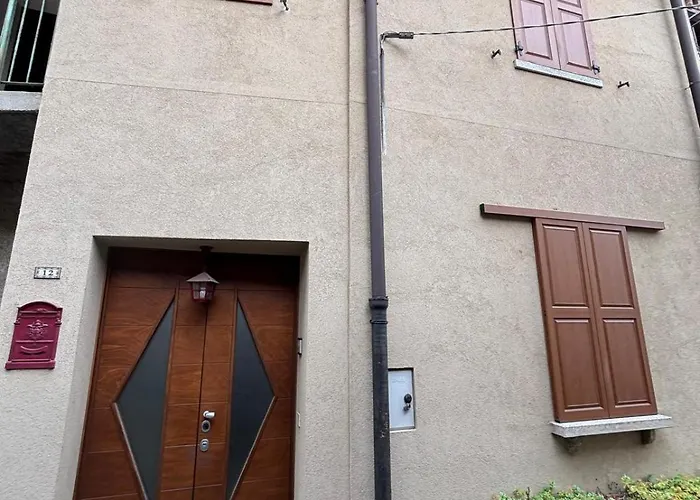 Cozy Near Como, Sleeps For 2 * Maslianico