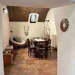公寓 Cozy Near Como, Sleeps For 2 马斯利尼科
