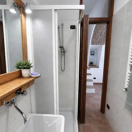Apartment Elegant Near Maslianico